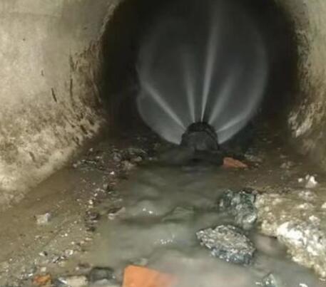 蒙自市政管道清淤