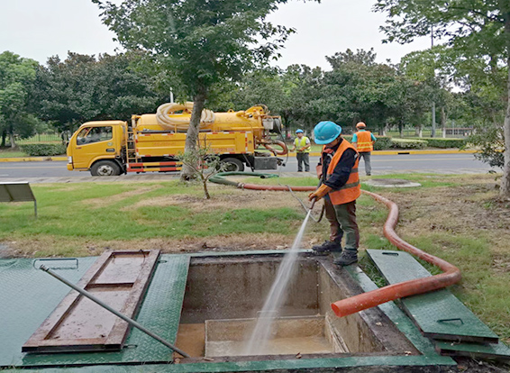蒙自化油池清理
